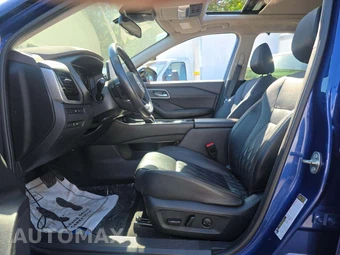 2023 Nissan Rogue Platinum – miniatura 6