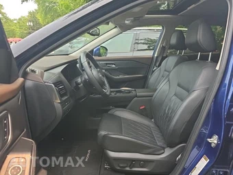 2023 Nissan Rogue Platinum – miniatura 11