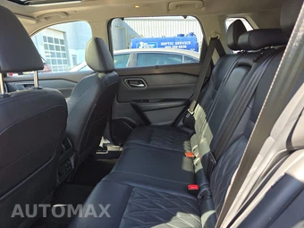 2023 Nissan Rogue Platinum – miniatura 13