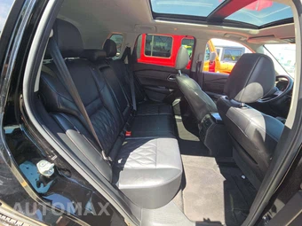 2023 Nissan Rogue Platinum - miniatura 16