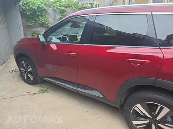2023 Nissan Rogue Platinum – miniatura 8
