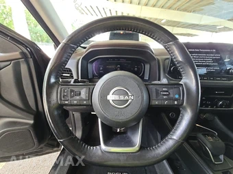 2023 Nissan Rogue Platinum – miniatura 10