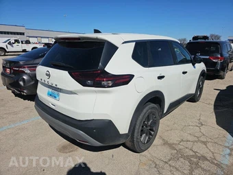 2023 Nissan Rogue S - miniatura 4