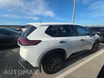 2023 Nissan Rogue S - miniatura 4