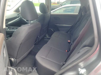 2023 Nissan Rogue S – miniatura 13