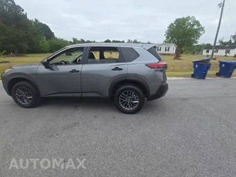 2023 Nissan Rogue S - miniatura 3