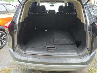 2023 Nissan Rogue S – miniatura 14