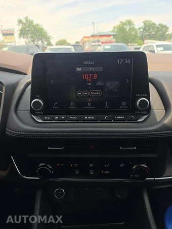 2023 Nissan Rogue S – miniatura 10