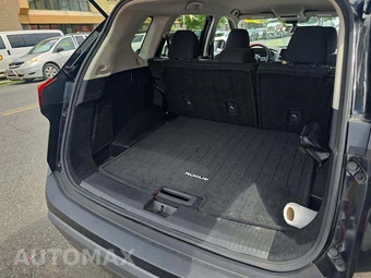2023 Nissan Rogue S – miniatura 14