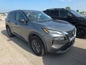 2023 Nissan Rogue S – miniatura 3