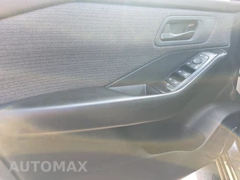 2023 Nissan Rogue S – miniatura 9