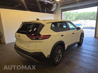 2023 Nissan Rogue S - miniatura 3