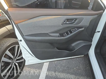 2023 Nissan Rogue S - miniatura 15