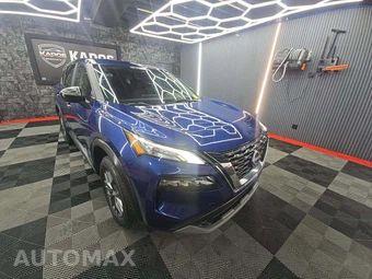 2023 Nissan Rogue S – miniatura 4
