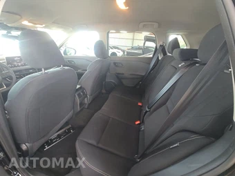 2023 Nissan Rogue S – miniatura 13