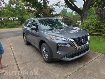 2023 Nissan Rogue S - miniatura 3