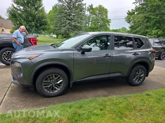 2023 Nissan Rogue S - miniatura 8