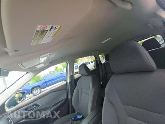 2023 Nissan Rogue S – miniatura 11