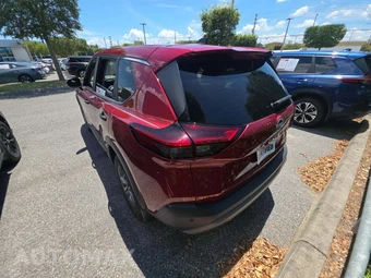 2023 Nissan Rogue S – miniatura 2