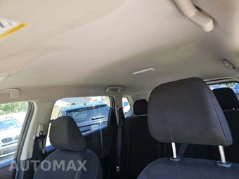2023 Nissan Rogue S – miniatura 8