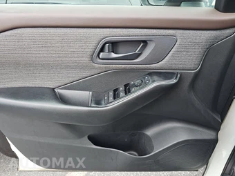 2023 Nissan Rogue S – miniatura 9