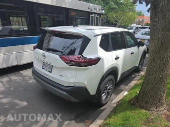 2023 Nissan Rogue S - miniatura 4