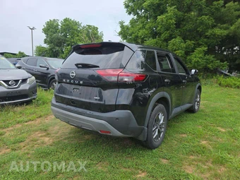 2023 Nissan Rogue S - miniatura 3