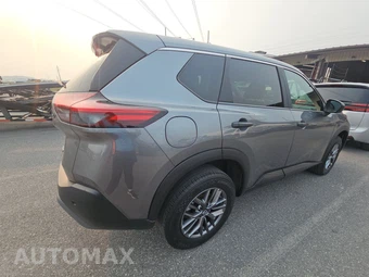 2023 Nissan Rogue S – miniatura 4