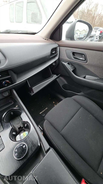 2023 Nissan Rogue S – miniatura 24