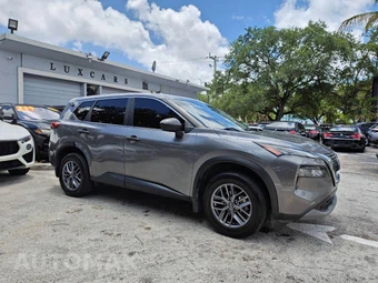 2023 Nissan Rogue S - miniatura 10