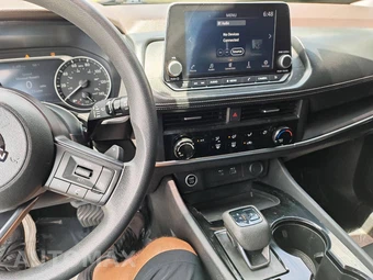 2023 Nissan Rogue S - miniatura 39