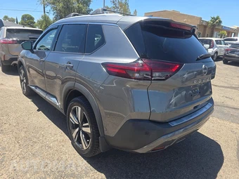 2023 Nissan Rogue SL – miniatura 6