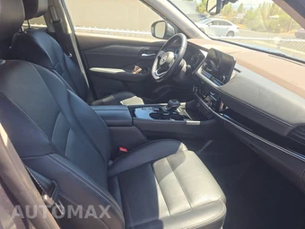 2023 Nissan Rogue SL – miniatura 8