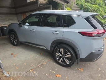 2023 Nissan Rogue SL – miniatura 8