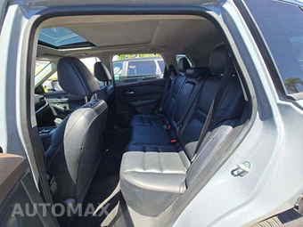 2023 Nissan Rogue SL - miniatura 13