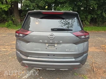 2023 Nissan Rogue SL - miniatura 6