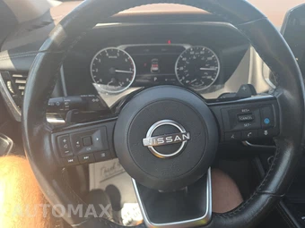 2023 Nissan Rogue SL - miniatura 10