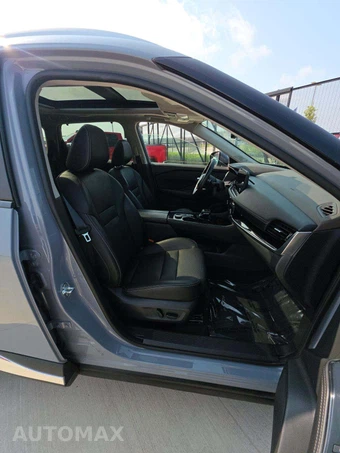 2023 Nissan Rogue SL - miniatura 15