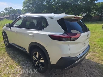 2023 Nissan Rogue SL – miniatura 7