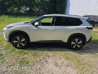 2023 Nissan Rogue SL – miniatura 8