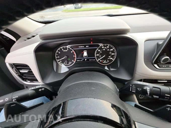 2023 Nissan Rogue SL - miniatura 9