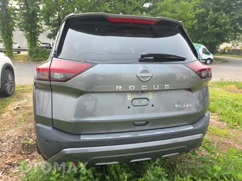 2023 Nissan Rogue SL – miniatura 6