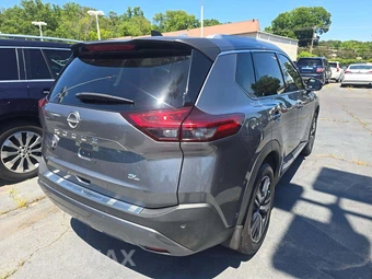 2023 Nissan Rogue SL - miniatura 3