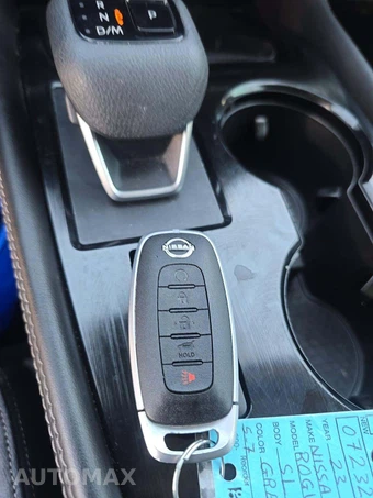 2023 Nissan Rogue SL - miniatura 8