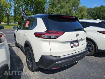 2023 Nissan Rogue SL - miniatura 2