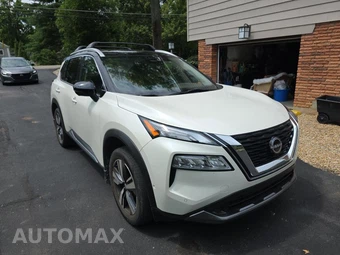 2023 Nissan Rogue SL – miniatura 3
