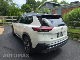 2023 Nissan Rogue SL – miniatura 7