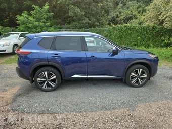 2023 Nissan Rogue SL – miniatura 4