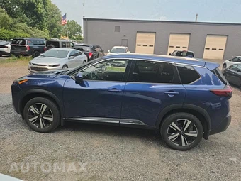 2023 Nissan Rogue SL – miniatura 8