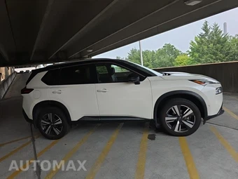2023 Nissan Rogue SL - miniatura 4